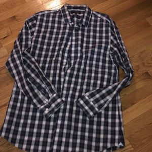 Lightly worn banana republic men’s dress shirt